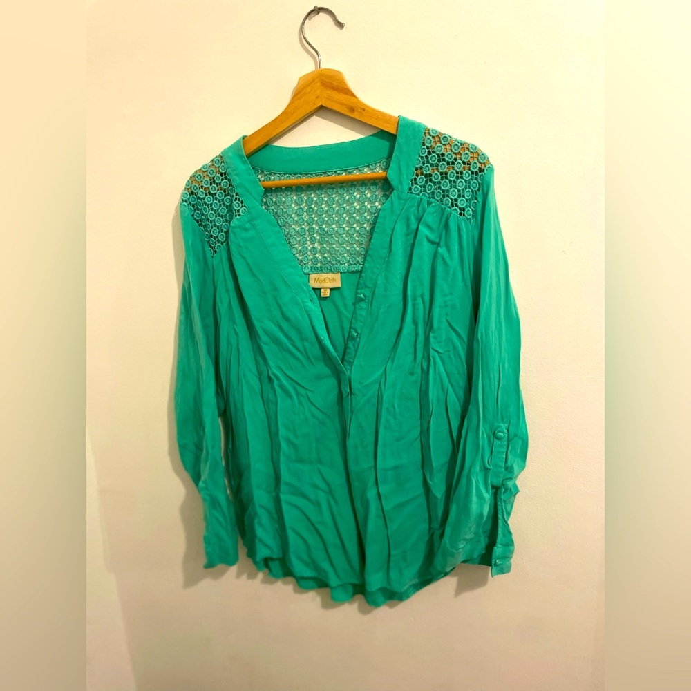 ModCloth 1X bottom up crochet back mint green shirt